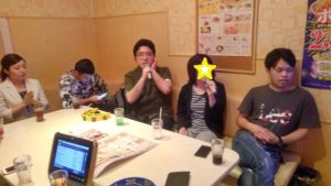 カラオケ余暇活動